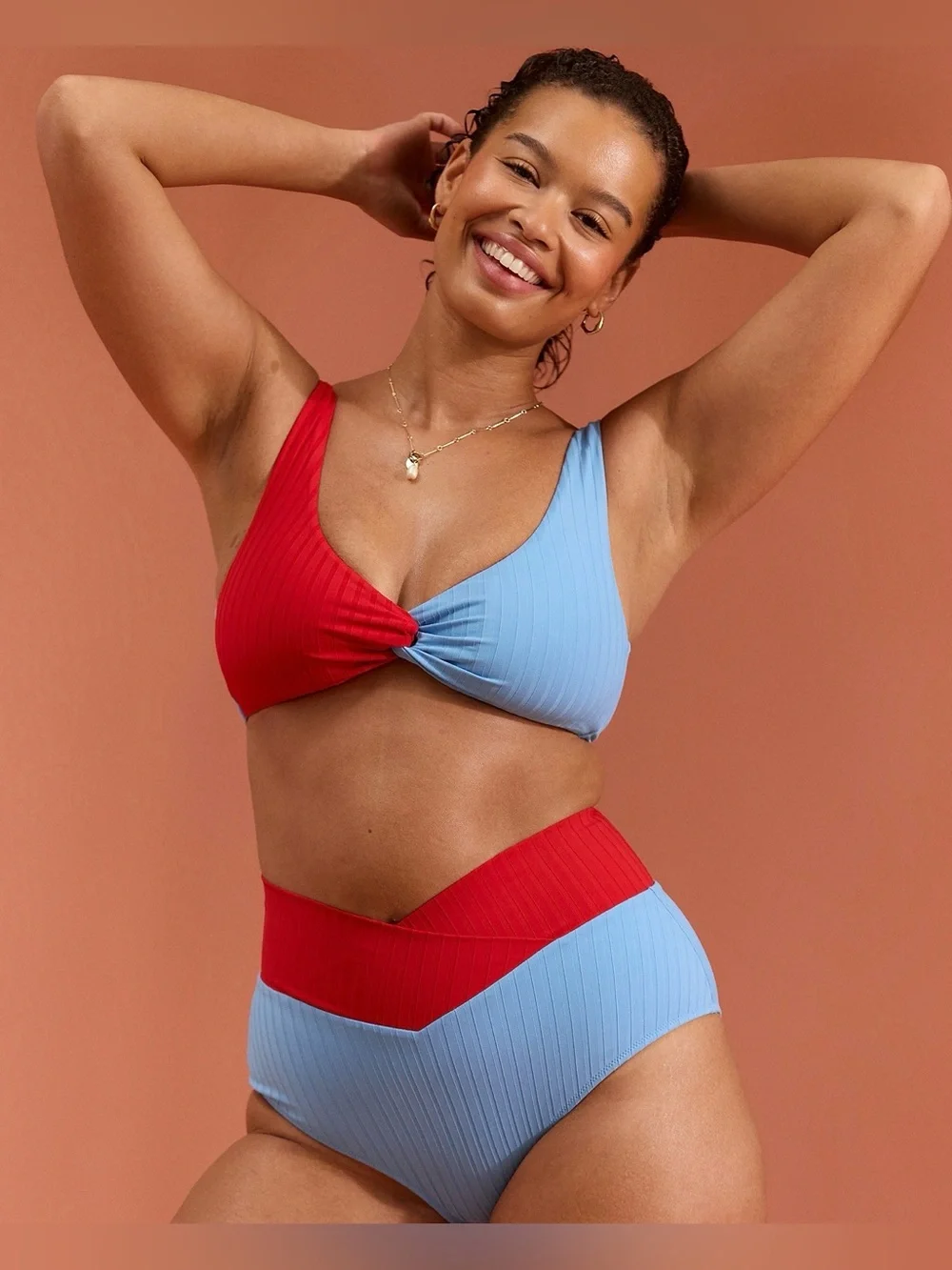 NWT Aerie Ribbed Twist Bikini Top Horizon Sky Red Blue Size M